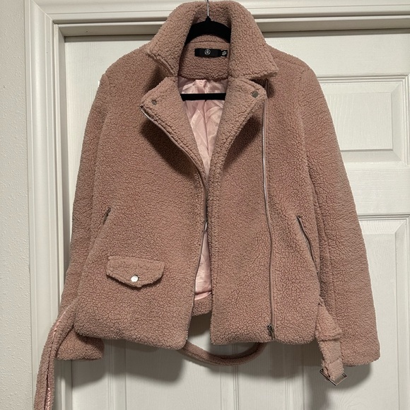 Missguided Pink Faux Fur Jacket, Women's Size 4 - Picture 8 of 16